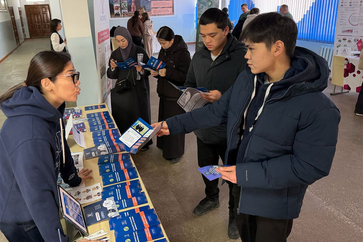 11–14 марта представители Казахстанского филиала МГИМО приняли участие в XI Международной выставке «Евразийское образование», которая прошла в городах Бишкек и Токмок Кыргызской Республики.
