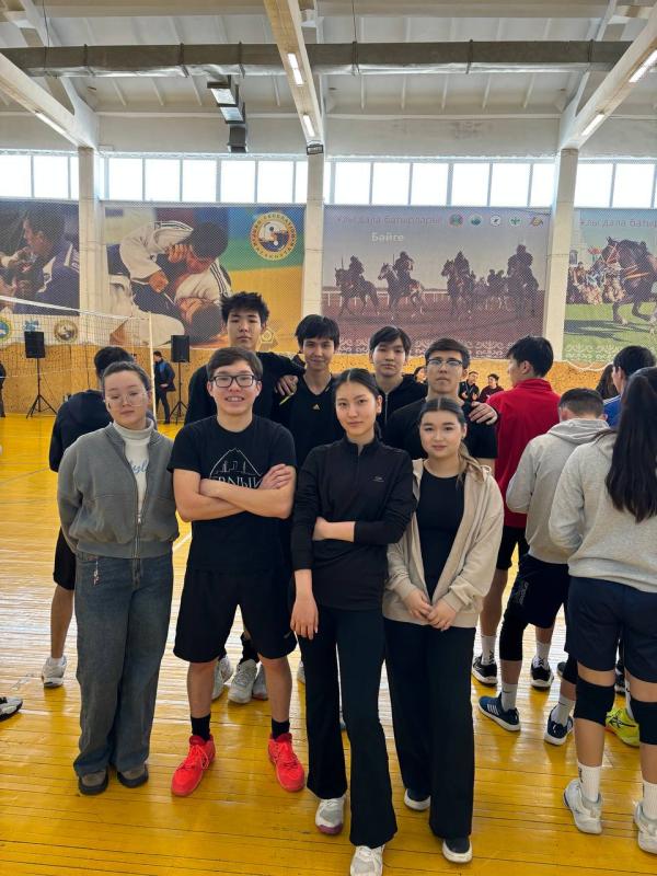 Команда Казахстанского филиала МГИМО приняла участие в волейбольном турнире, посвященном 30-летию ЕНУ