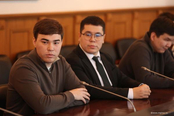 Ректор А.В.Торкунов встретился с магистрантами МГИМО-Астана