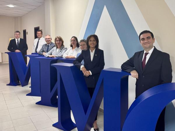 Д.Н.Чернышенко в Казахстанском филиале МГИМО Д.Н.Чернышенко в Казахстанском филиале МГИМО