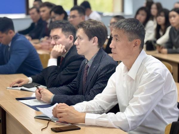 Д.Н.Чернышенко в Казахстанском филиале МГИМО Д.Н.Чернышенко в Казахстанском филиале МГИМО