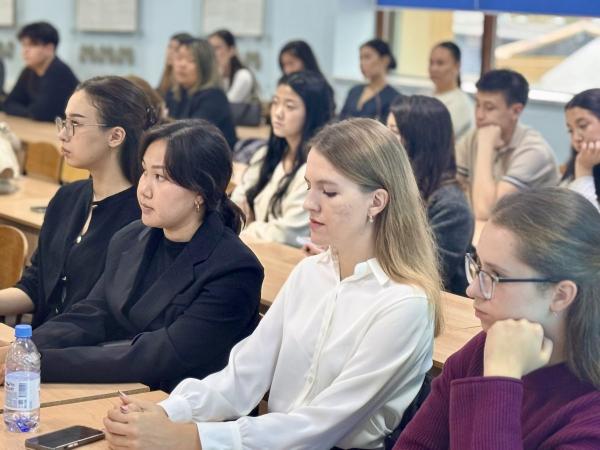Д.Н.Чернышенко в Казахстанском филиале МГИМО Д.Н.Чернышенко в Казахстанском филиале МГИМО