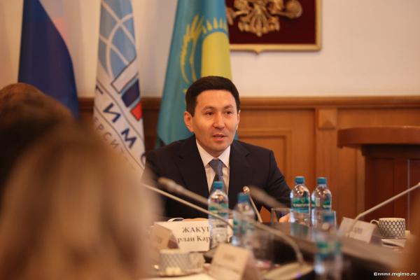 Визит Н.К.Жакупова в МГИМО